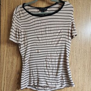 Y2k Vintage Forever 21 Cream and Black Ribbed Striped Short Sleeve Tee